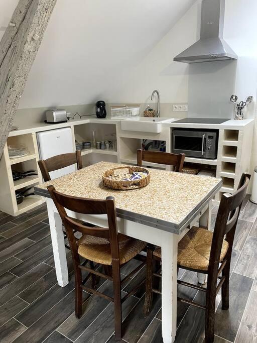 Ferienwohnung Sejour De Charme Au Boheme Amboise Exterior foto